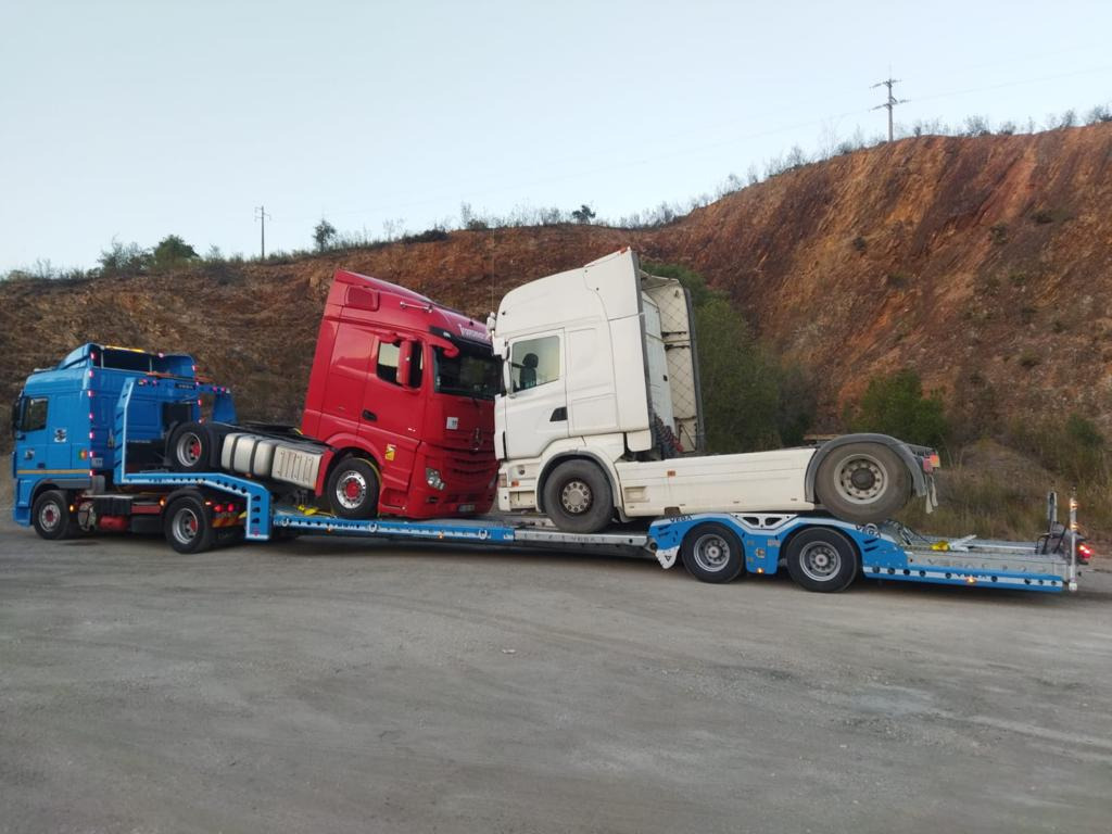 Semirremolque portavehículos para transporte de equipos pesados nuevo VEGA-S (2 AXLE TRUCK CARRIER): foto 15 Semirremolque portavehículos para transporte de equipos pesados nuevo VEGA-S (2 AXLE TRUCK CARRIER): foto 15