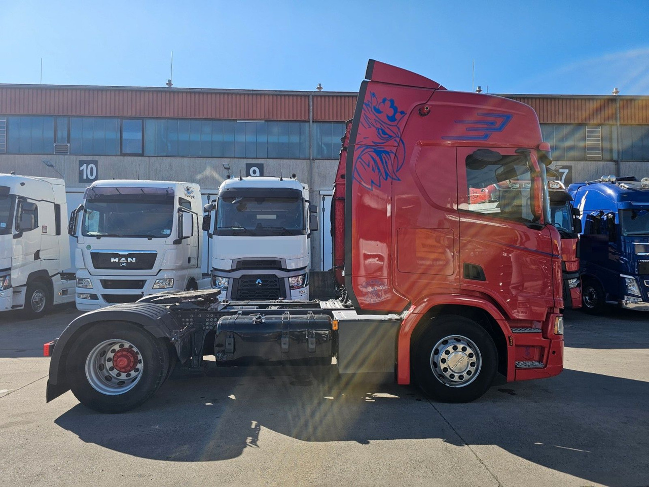 Scania R 460 * BRANDSCHADEN * ACC * RETARDER * LEDER * - Cabeza tractora: foto 4 Scania R 460 * BRANDSCHADEN * ACC * RETARDER * LEDER * - Cabeza tractora: foto 4