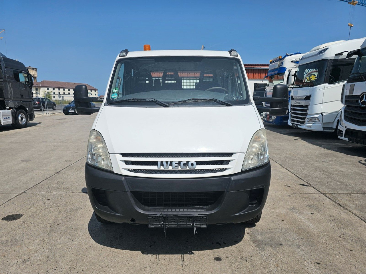 Iveco DAILY * DREISEITENKIPPER * MEILER * STANDHZ - Volquete furgoneta, Furgoneta combi: foto 2 Iveco DAILY * DREISEITENKIPPER * MEILER * STANDHZ - Volquete furgoneta, Furgoneta combi: foto 2