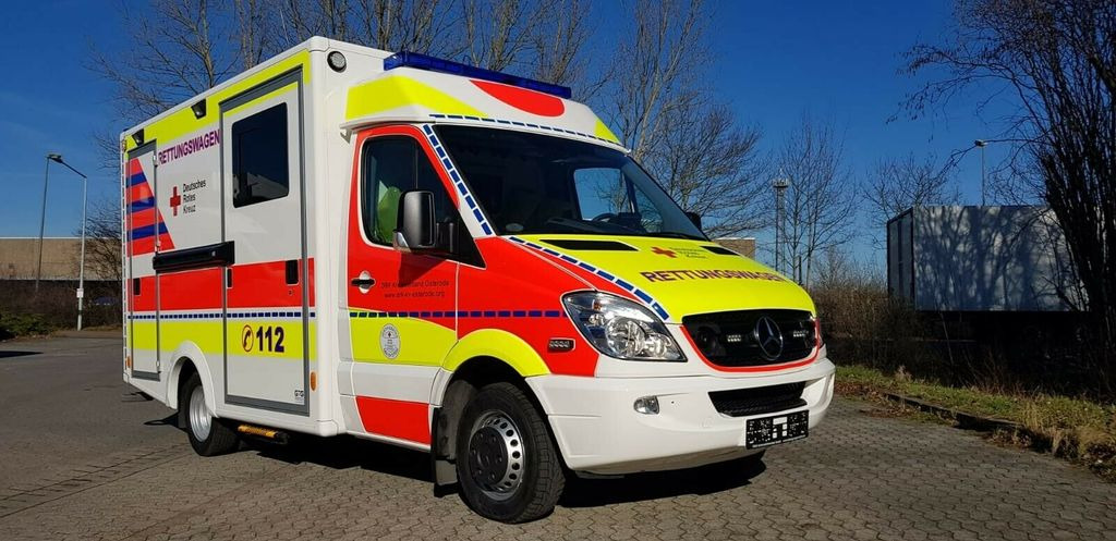 Mercedes-Benz Sprinter 516 // 1 J Garantie // - Ambulancia: foto 2 Mercedes-Benz Sprinter 516 // 1 J Garantie // - Ambulancia: foto 2