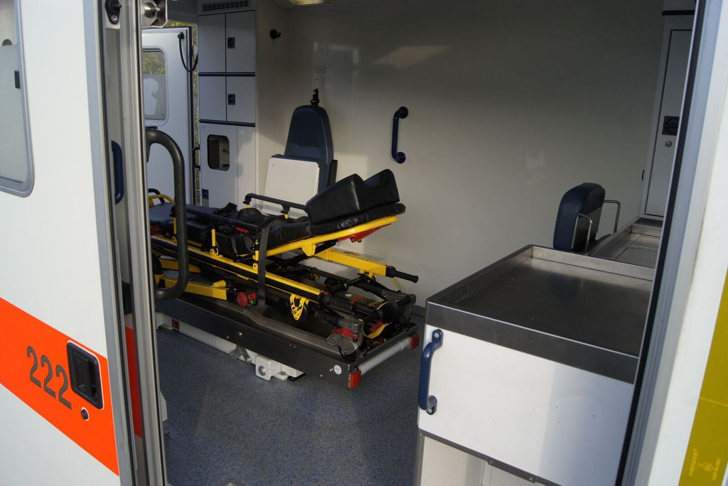 Ambulancia Mercedes-Benz Sprinter 516 WAS: foto 9
