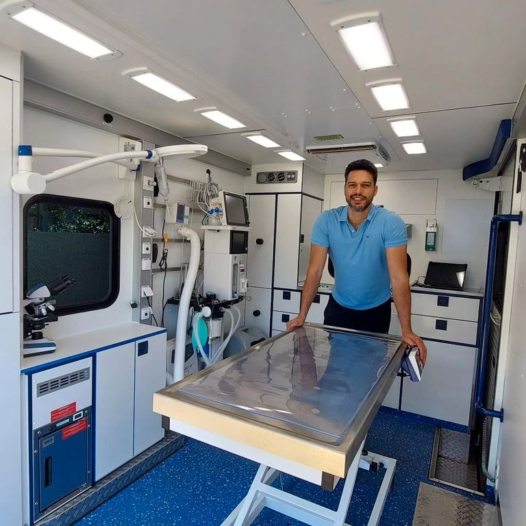 Mercedes-Benz Sprinter 519 Tierarzt Garantie Mercedes-Benz Sprinter 519 Tierarzt Garantie - Ambulancia: foto 5 Mercedes-Benz Sprinter 519 Tierarzt Garantie Mercedes-Benz Sprinter 519 Tierarzt Garantie - Ambulancia: foto 5