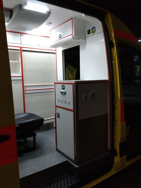 Ambulancia Mercedes-Benz Sprinter ITW RTW 519  2x on Stock Mercedes-Benz Sprinter ITW RTW 519  2x on Stock: foto 9