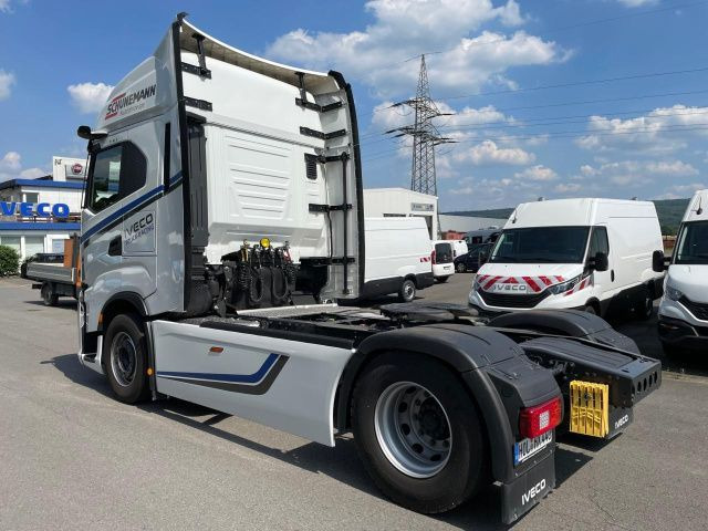 Iveco S-Way AS440S50T/P Euro6 Intarder Klima Navi ZV - Cabeza tractora: foto 5 Iveco S-Way AS440S50T/P Euro6 Intarder Klima Navi ZV - Cabeza tractora: foto 5
