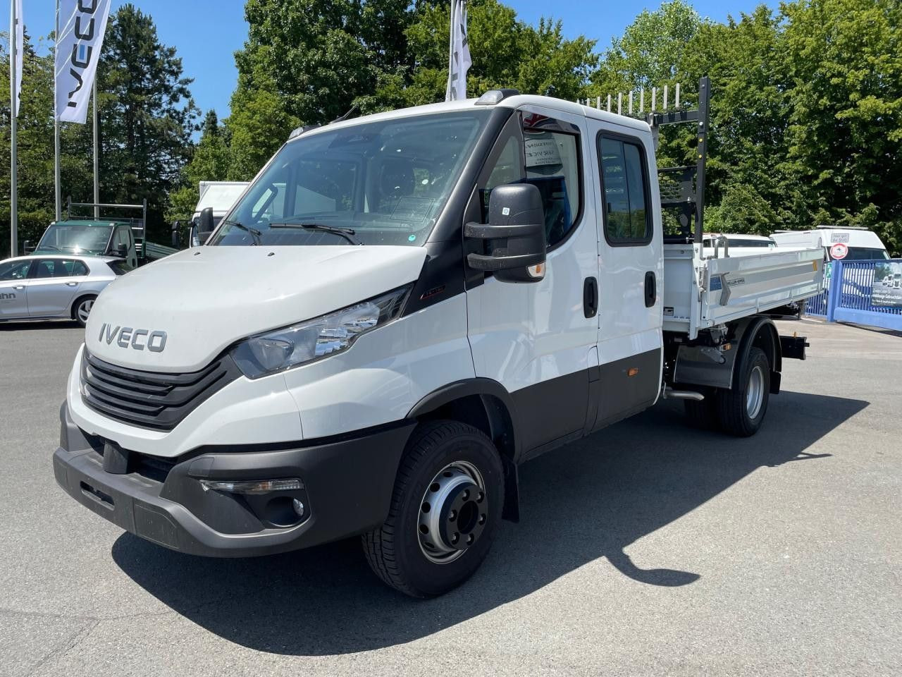 Iveco Daily 70C18H DK - Volquete furgoneta: foto 1 Iveco Daily 70C18H DK - Volquete furgoneta: foto 1
