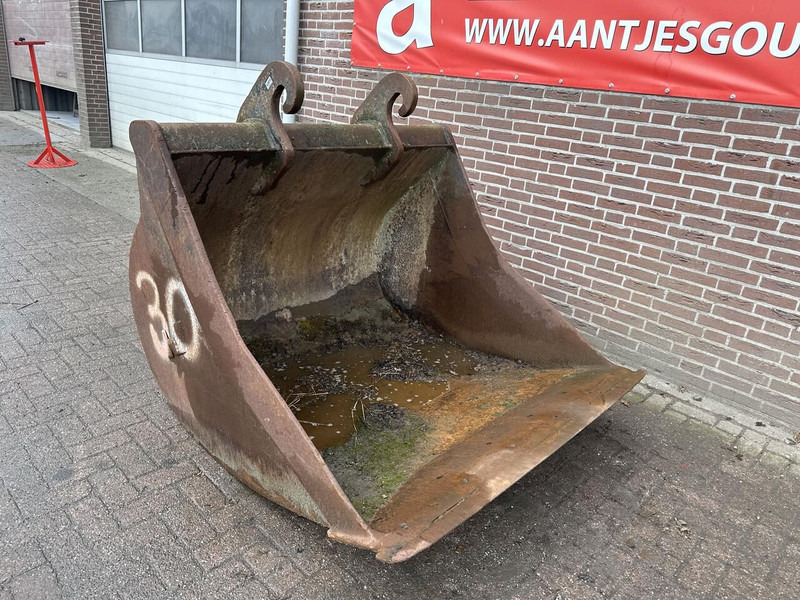 Dieplepel CW 40 - Gebruikt - Cazo para Excavadora: foto 2 Dieplepel CW 40 - Gebruikt - Cazo para Excavadora: foto 2