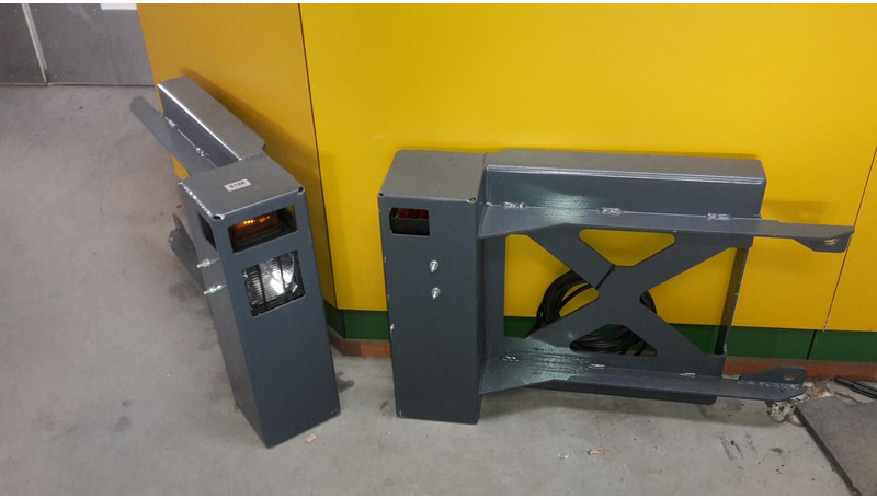 Agomac verlichtingsset voor haspels - Implemento para Maquinaria agrícola: foto 1 Agomac verlichtingsset voor haspels - Implemento para Maquinaria agrícola: foto 1