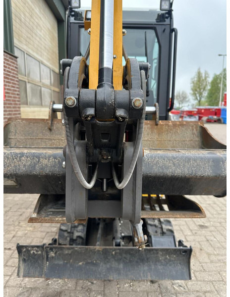Minigraver 19 C-1 - Gebruikt - Miniexcavadora: foto 4 Minigraver 19 C-1 - Gebruikt - Miniexcavadora: foto 4