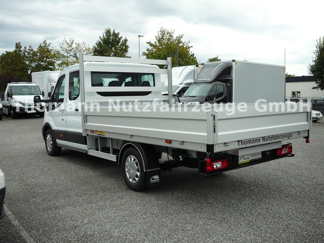 Ford Transit Pritsche Doppelkabine Ford Transit Pritsche Doppelkabine - Caja abierta furgoneta: foto 4 Ford Transit Pritsche Doppelkabine Ford Transit Pritsche Doppelkabine - Caja abierta furgoneta: foto 4