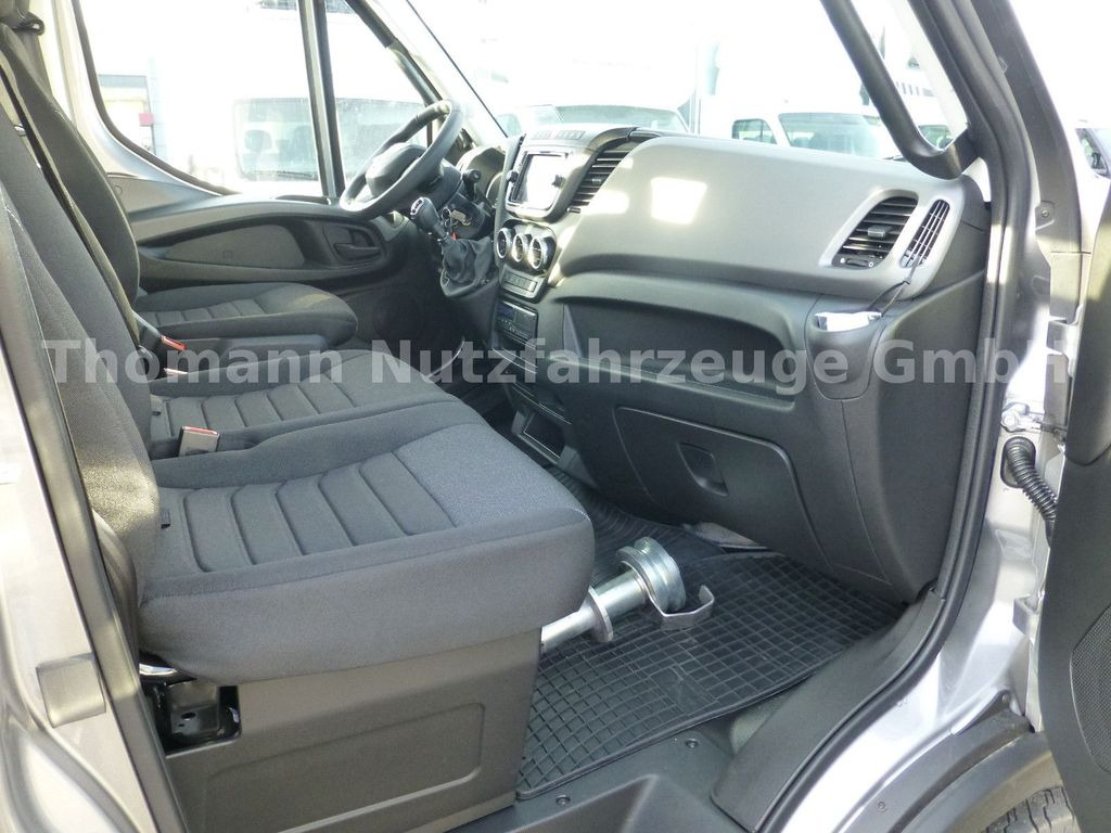 Grua de remolque autos, Furgoneta nuevo Iveco DAILY 70C18 DoKa Schiebeplateau Luftfed Navi: foto 23