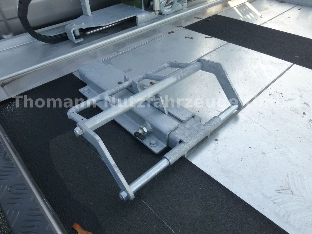 Grua de remolque autos, Furgoneta nuevo Iveco DAILY 70C18 DoKa Schiebeplateau Luftfed Navi: foto 13