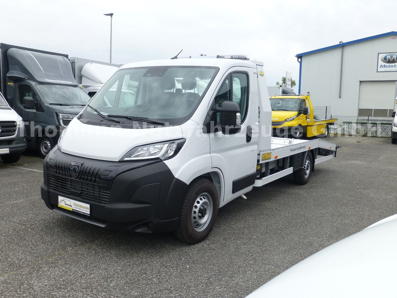 Peugeot Boxer Abschleppwagen Klima AHK R-Camera - Grua de remolque autos: foto 2 Peugeot Boxer Abschleppwagen Klima AHK R-Camera - Grua de remolque autos: foto 2