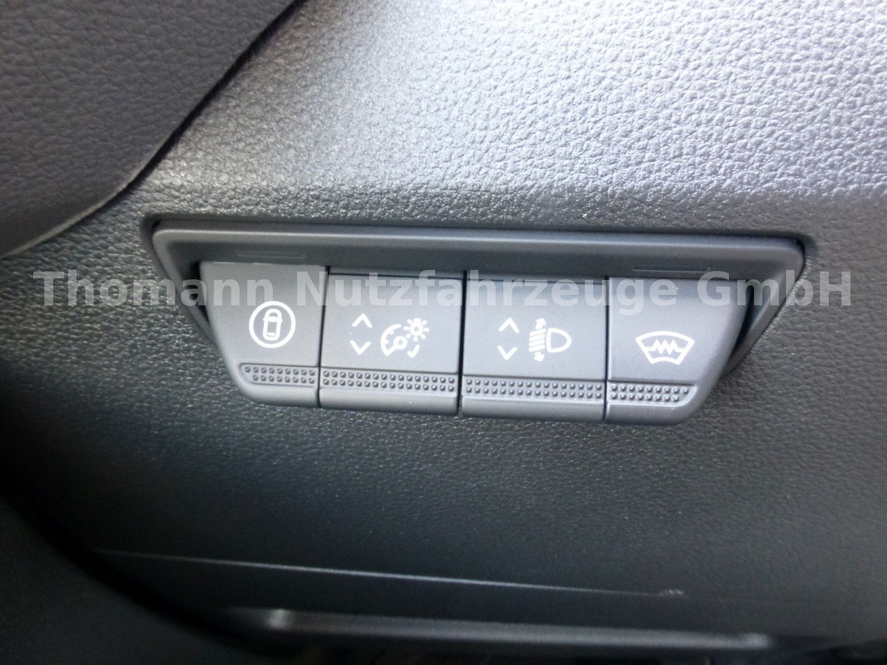 Furgoneta frigorifica Renault NEW Master Kühlkastenwagen Xarios 300 GH: foto 24