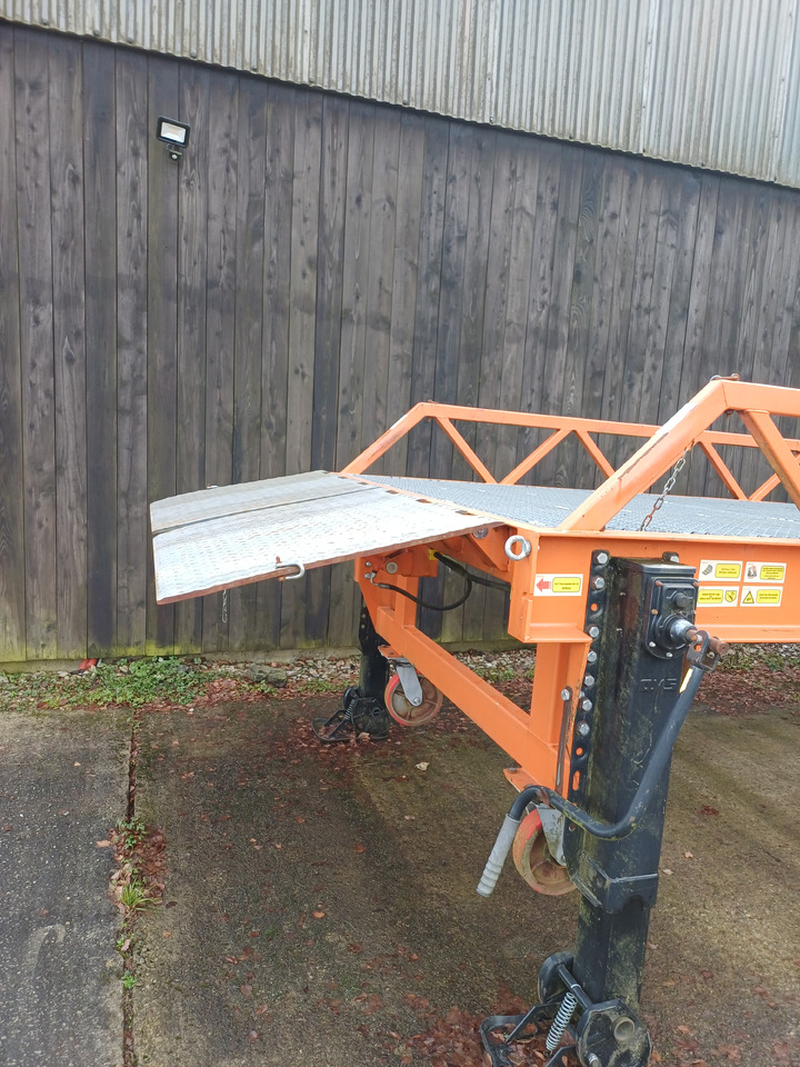 Saurus - Rampa de carga: foto 5 Saurus - Rampa de carga: foto 5