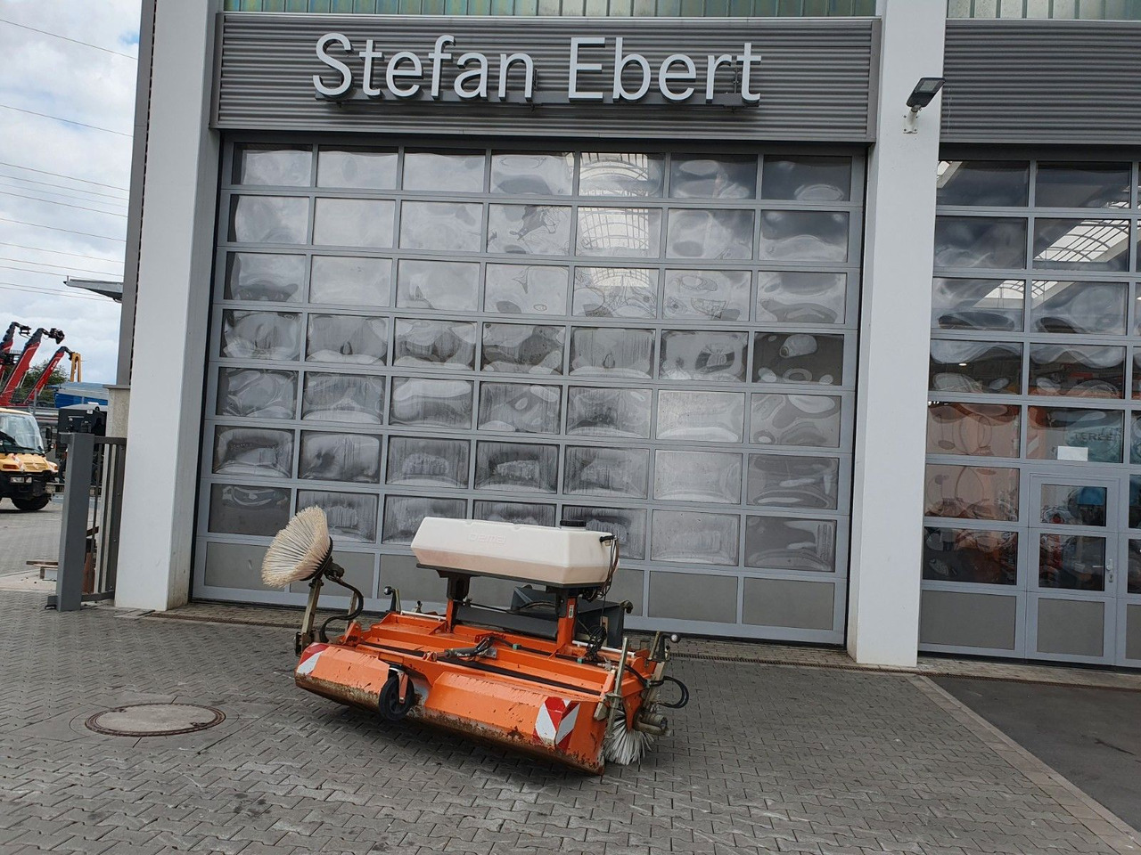 Bema 25 Dual Kehrmaschine / 2.050 mm / 2020 - Barredora cucharón: foto 1 Bema 25 Dual Kehrmaschine / 2.050 mm / 2020 - Barredora cucharón: foto 1