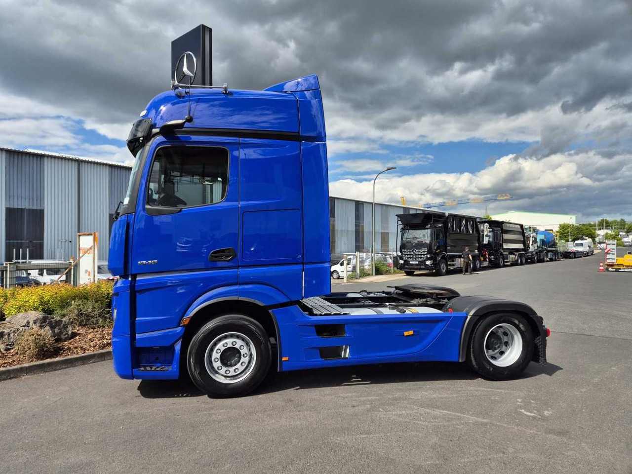 Mercedes-Benz Actros 1848 LS Retarder Standklima MirrorCam Big - Cabeza tractora: foto 4 Mercedes-Benz Actros 1848 LS Retarder Standklima MirrorCam Big - Cabeza tractora: foto 4