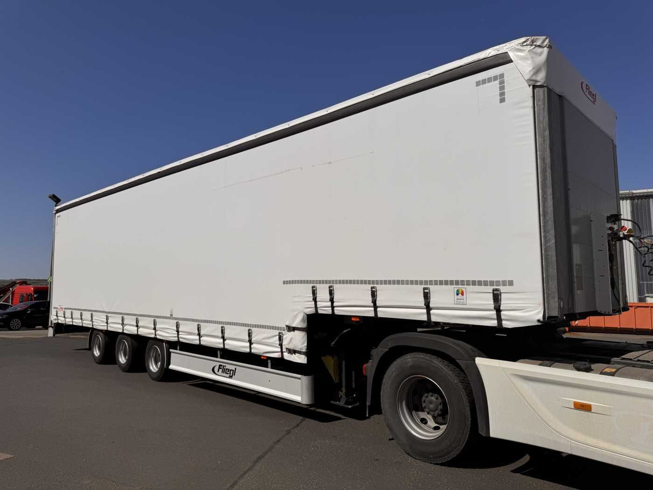 Fliegl SDS 350 Schiebeplane+Verdeck XL SAF 20.900Km - Semirremolque góndola rebajadas: foto 2 Fliegl SDS 350 Schiebeplane+Verdeck XL SAF 20.900Km - Semirremolque góndola rebajadas: foto 2
