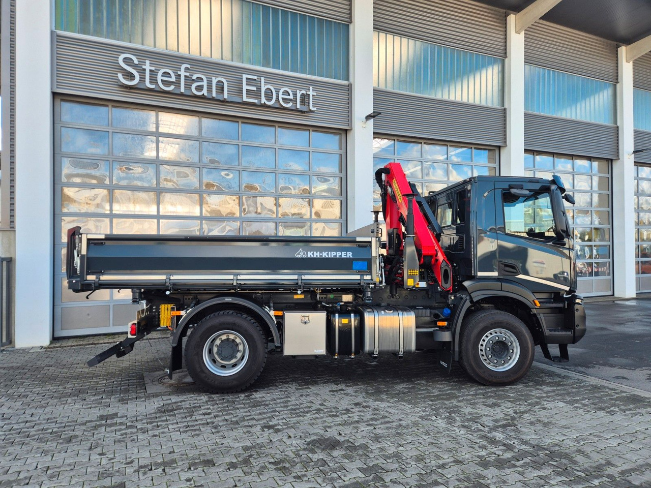 Leasing de Iveco AD200X46/P HR OFF Palfinger PK 12.501 Funk AHK Iveco AD200X46/P HR OFF Palfinger PK 12.501 Funk AHK: foto 8 Leasing de Iveco AD200X46/P HR OFF Palfinger PK 12.501 Funk AHK Iveco AD200X46/P HR OFF Palfinger PK 12.501 Funk AHK: foto 8