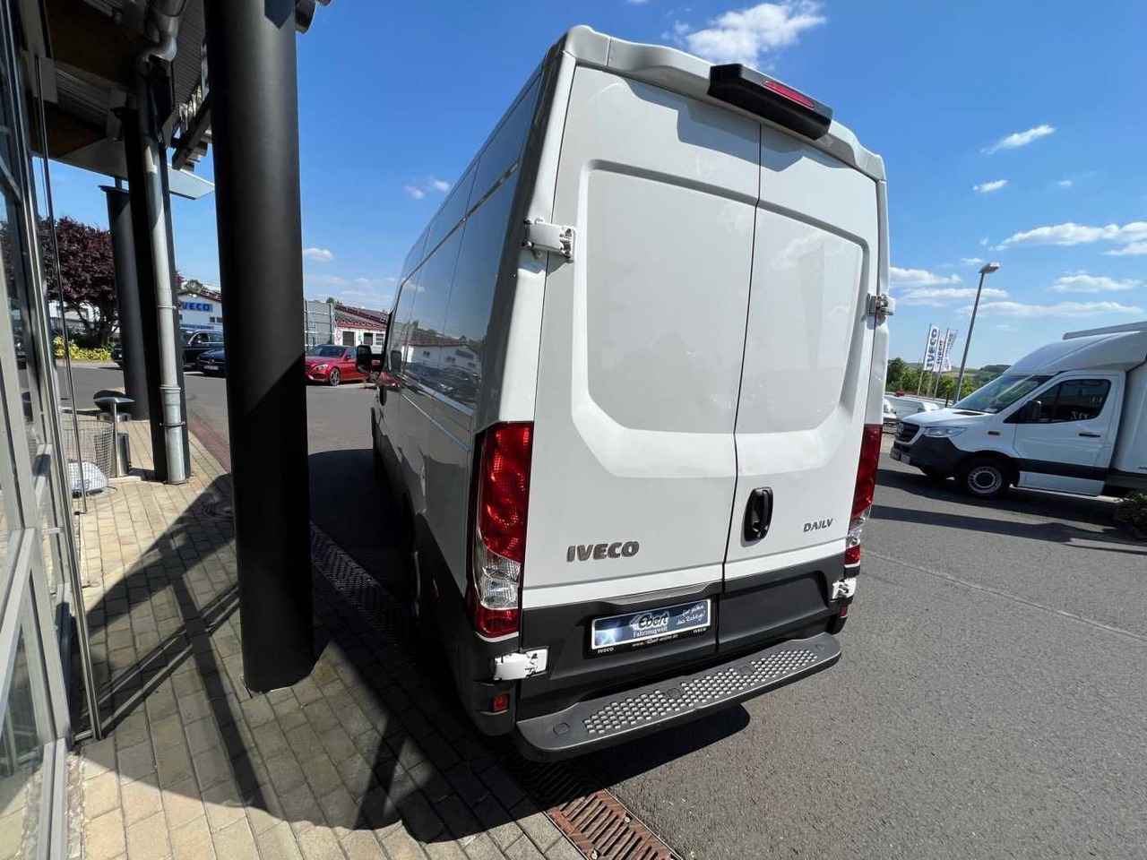 Iveco Daily 35 S 16 V *Klima*3.520mm* - Furgón: foto 5 Iveco Daily 35 S 16 V *Klima*3.520mm* - Furgón: foto 5