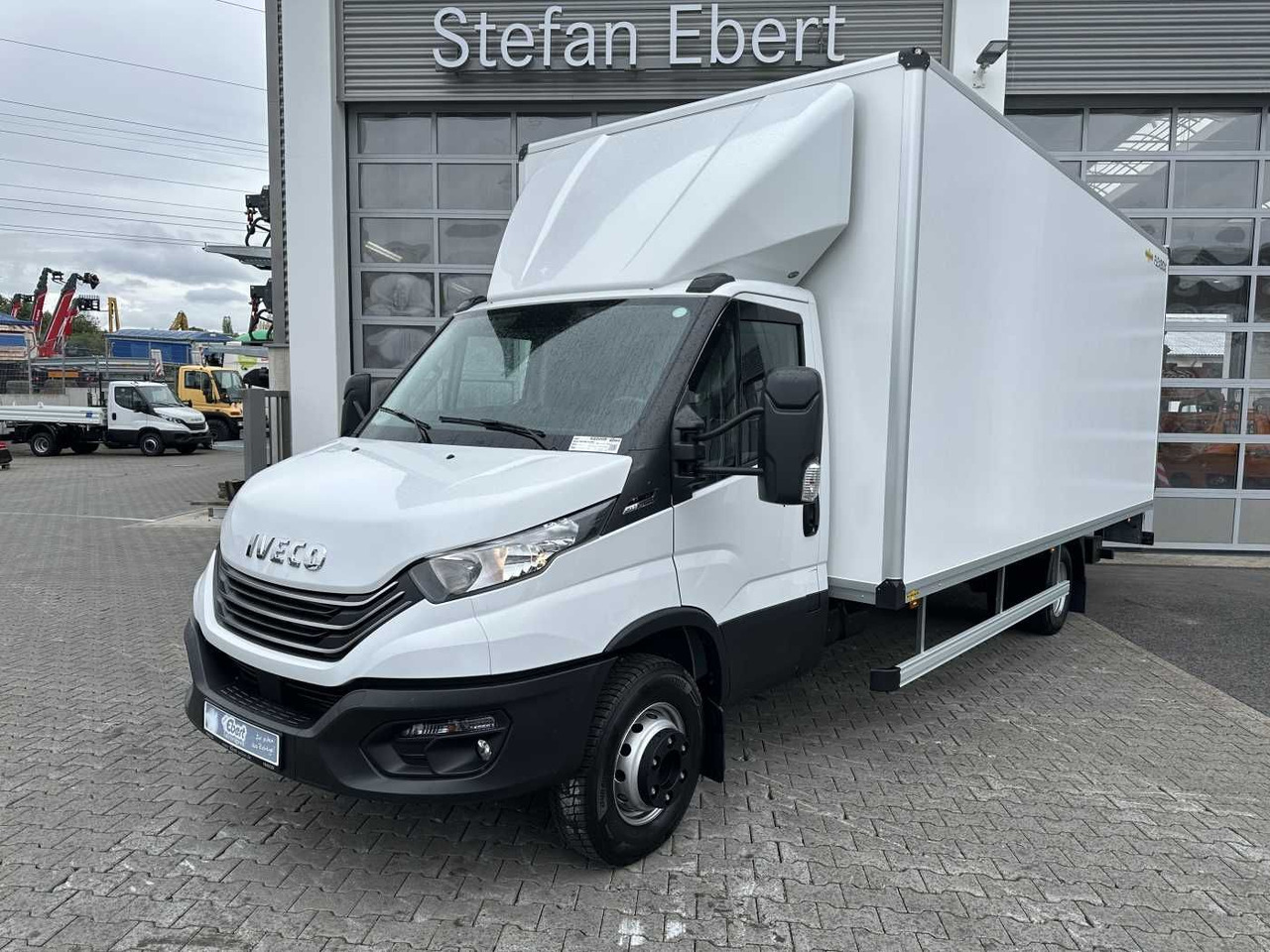 Iveco Daily 70C18 HA8 *R5.100mm*LBW*Luft*Automatik* - Furgoneta caja cerrada: foto 1 Iveco Daily 70C18 HA8 *R5.100mm*LBW*Luft*Automatik* - Furgoneta caja cerrada: foto 1