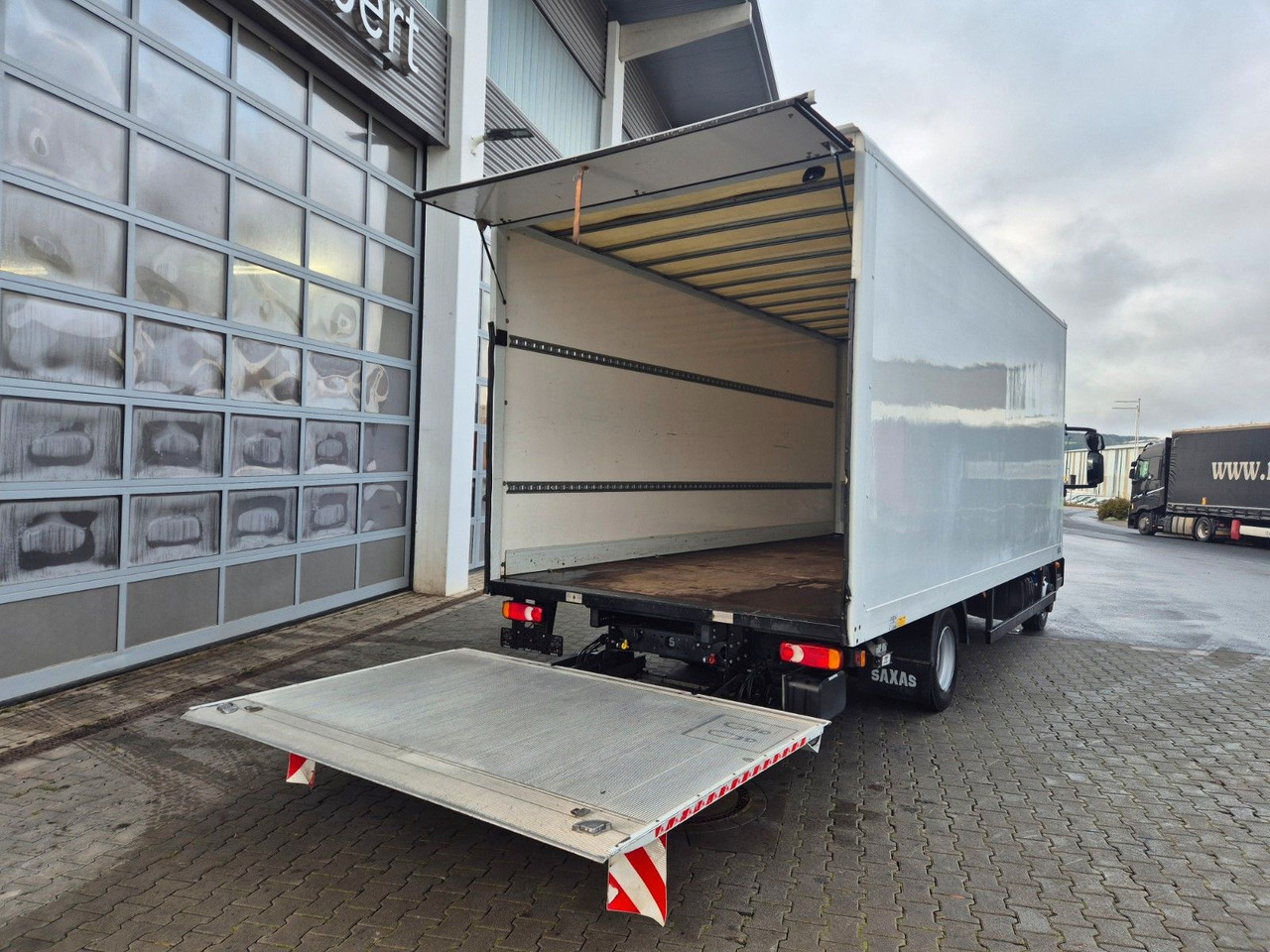 Furgoneta caja cerrada Iveco Eurocargo ML75E21 LBW Klima 3 Sitze: foto 13