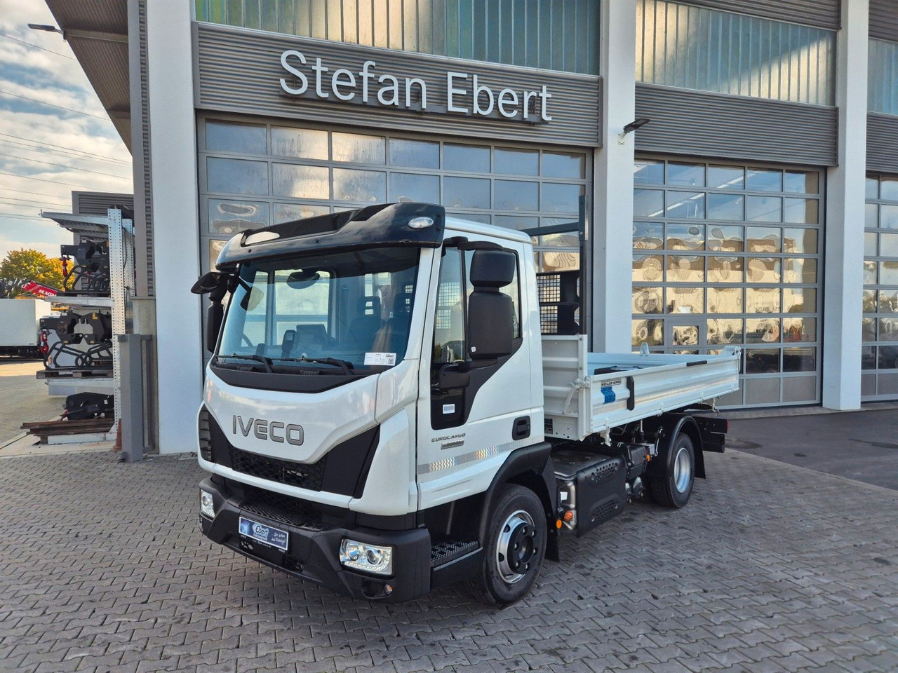 Iveco Eurocargo ML80E21 Meiller 2x AHK 3 Sitze Klima - Volquete furgoneta: foto 3 Iveco Eurocargo ML80E21 Meiller 2x AHK 3 Sitze Klima - Volquete furgoneta: foto 3