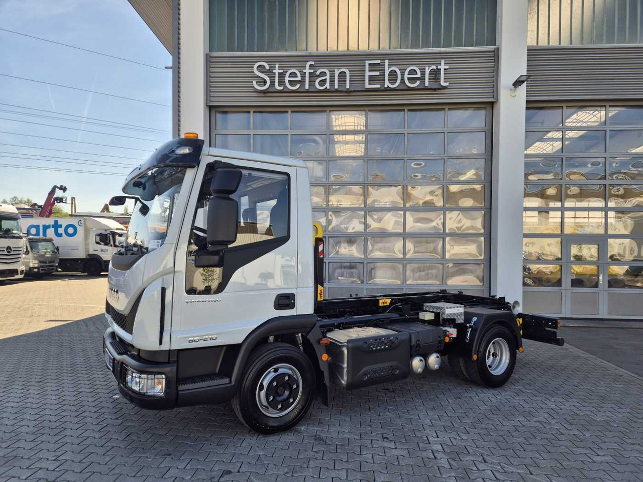 Iveco Eurocargo ML80E21K 4x2 Hyva 05-32-K-DIN-BF 2xAHK - Camión multibasculante: foto 3 Iveco Eurocargo ML80E21K 4x2 Hyva 05-32-K-DIN-BF 2xAHK - Camión multibasculante: foto 3