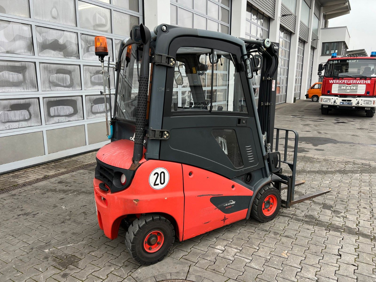 Linde H14D-01 / Triplex: 4.60m! / SS / nur 1.672h! - Carretilla elevadora diésel: foto 3 Linde H14D-01 / Triplex: 4.60m! / SS / nur 1.672h! - Carretilla elevadora diésel: foto 3