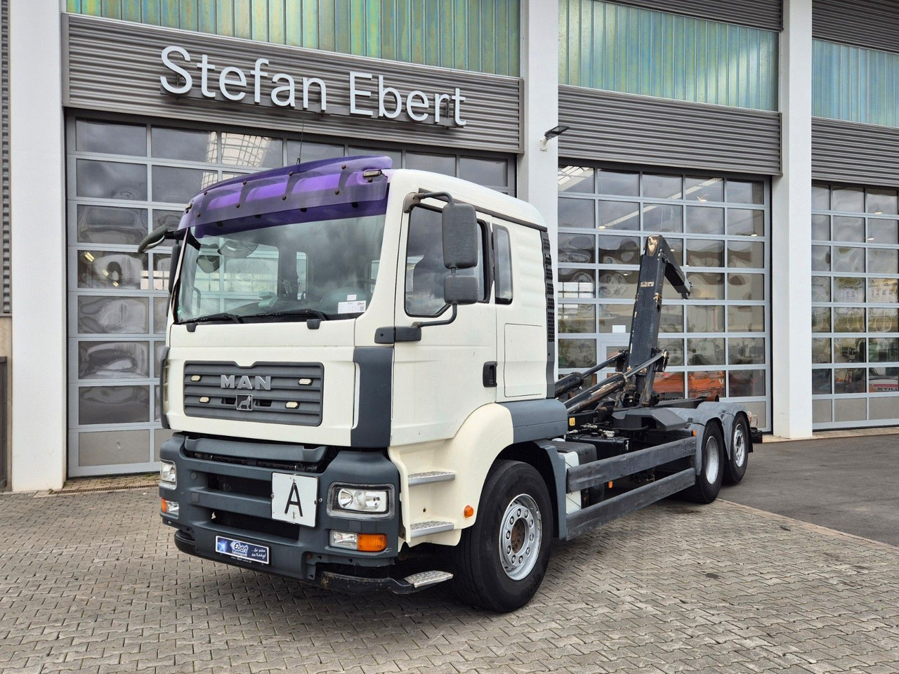 MAN TGA 26.440 6x2-2 BL Meiller RK 20.70 Bett - Camión multibasculante: foto 2 MAN TGA 26.440 6x2-2 BL Meiller RK 20.70 Bett - Camión multibasculante: foto 2