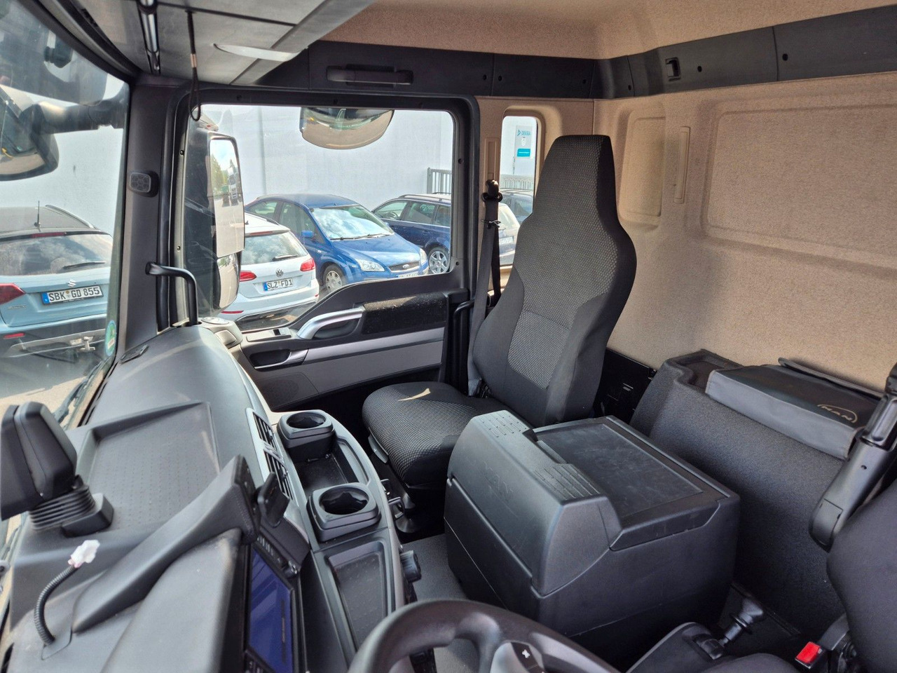 Camión caja abierta, Camión grúa MAN TGS 26.420 6x2-4 LL Hiab 177K PRO 2 Stück: foto 23 Camión caja abierta, Camión grúa MAN TGS 26.420 6x2-4 LL Hiab 177K PRO 2 Stück: foto 23