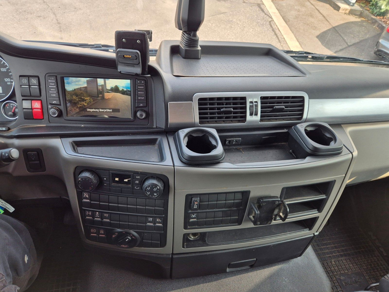 Camión caja abierta, Camión grúa MAN TGS 26.420 6x2-4 LL Hiab 177K PRO 2 Stück: foto 22 Camión caja abierta, Camión grúa MAN TGS 26.420 6x2-4 LL Hiab 177K PRO 2 Stück: foto 22