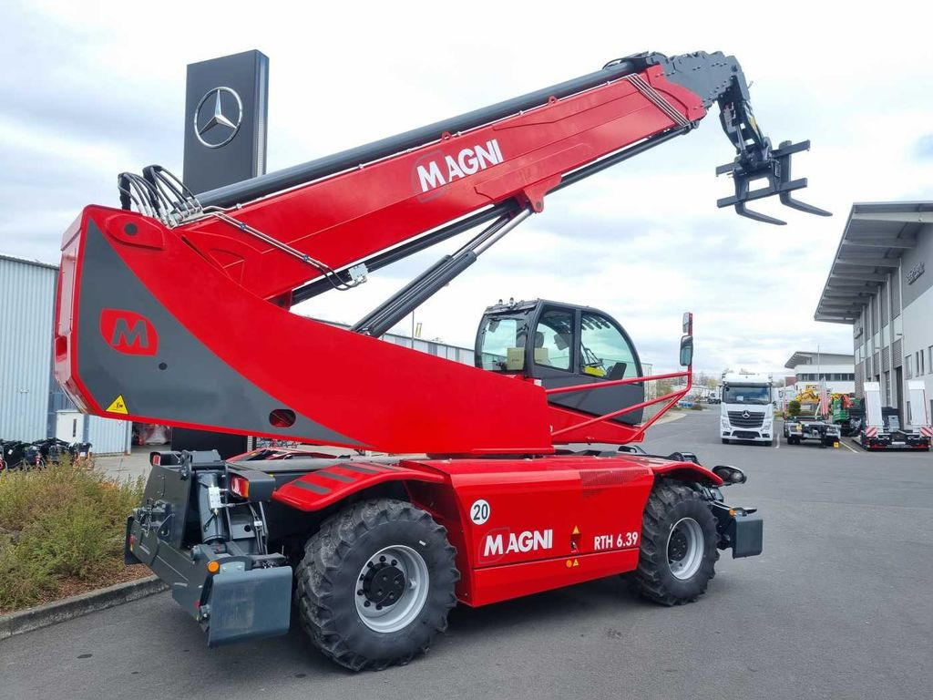 Magni RTH 6.39 SH Roto /Funk /Liebherr Drehkranz - Manipulador telescópico: foto 5 Magni RTH 6.39 SH Roto /Funk /Liebherr Drehkranz - Manipulador telescópico: foto 5