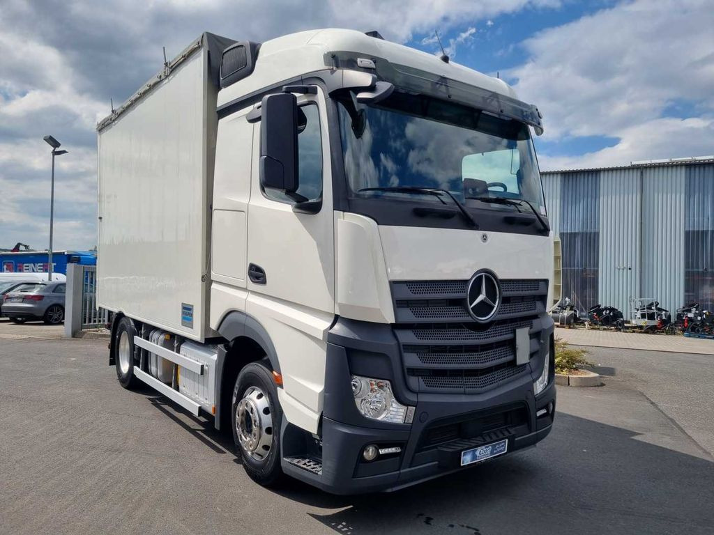 Mercedes-Benz Actros 1845 L 4x2 Standklima SoloStar Retarder - Camión volquete: foto 2 Mercedes-Benz Actros 1845 L 4x2 Standklima SoloStar Retarder - Camión volquete: foto 2