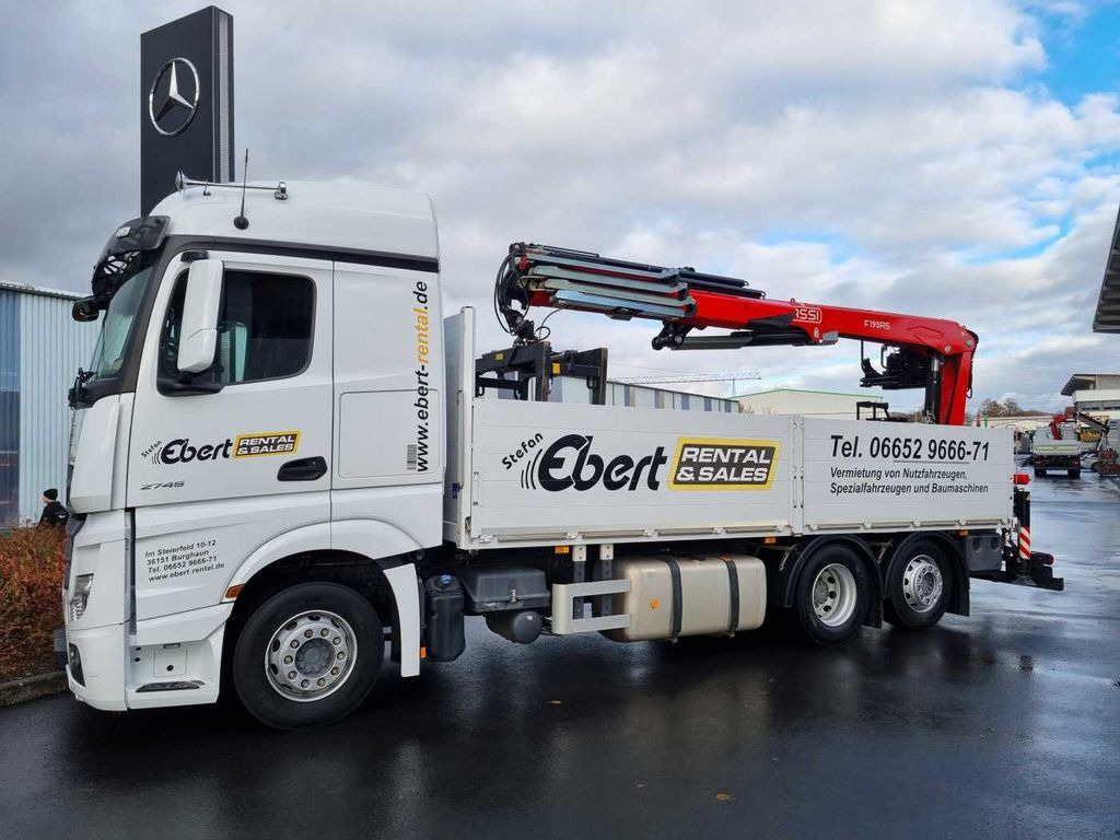 Mercedes-Benz Actros 2745 L 6x2 Baustoffpritsche+Kran Retarder Mercedes-Benz Actros 2745 L 6x2 Baustoffpritsche+Kran Retarder - Camión caja abierta, Camión grúa: foto 4 Mercedes-Benz Actros 2745 L 6x2 Baustoffpritsche+Kran Retarder Mercedes-Benz Actros 2745 L 6x2 Baustoffpritsche+Kran Retarder - Camión caja abierta, Camión grúa: foto 4