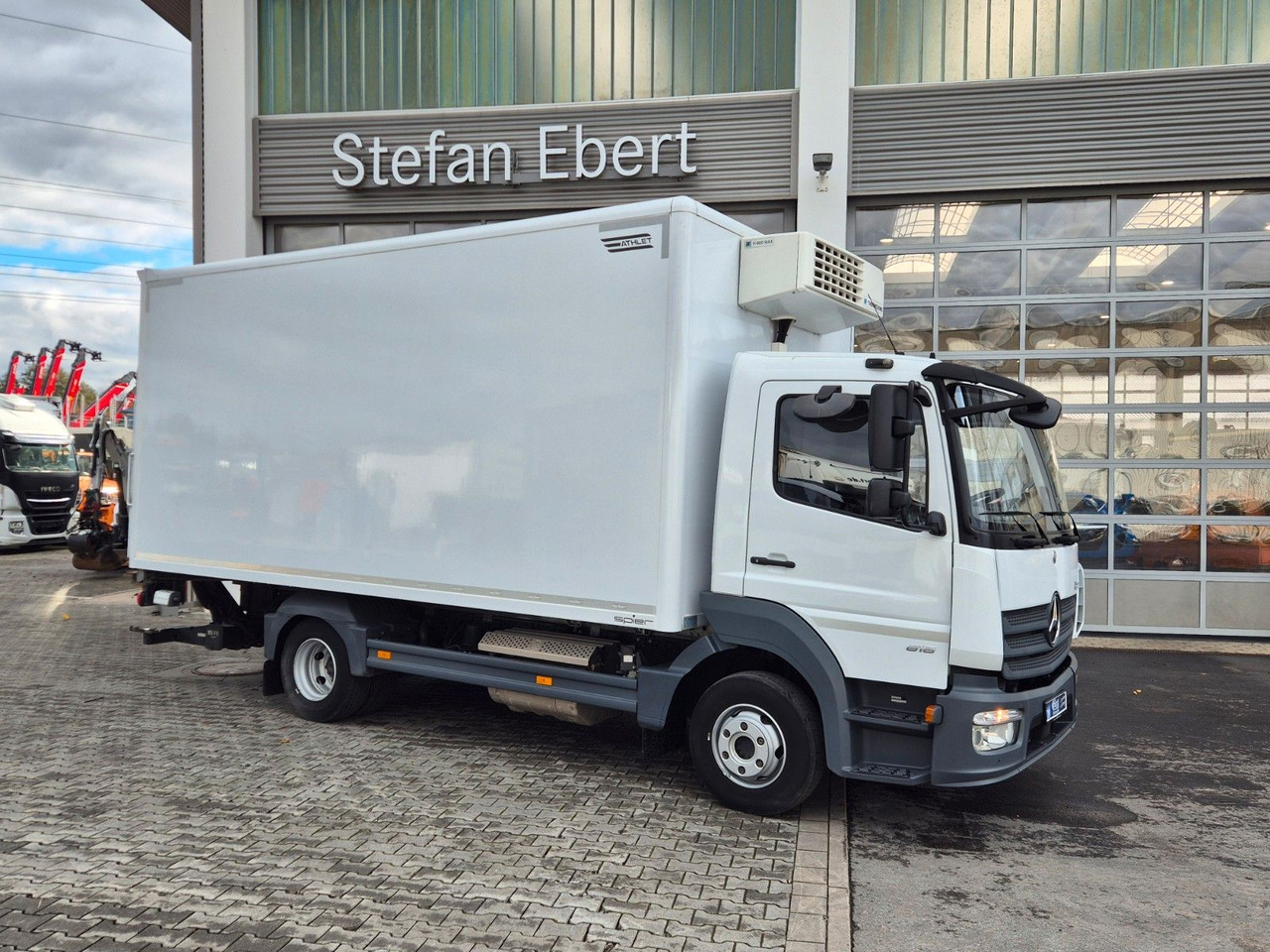 Mercedes-Benz Atego 818 L 4x2 LBW ThermoKing V-600 - Furgoneta frigorifica: foto 4 Mercedes-Benz Atego 818 L 4x2 LBW ThermoKing V-600 - Furgoneta frigorifica: foto 4