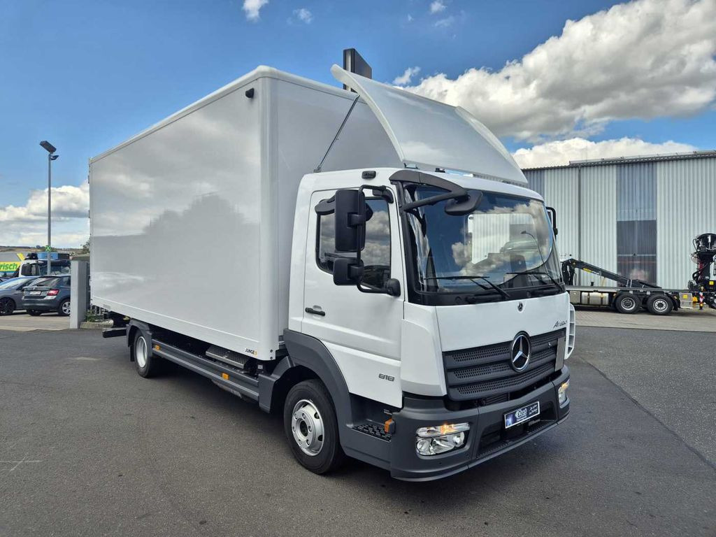 Mercedes-Benz Atego 818 L Koffer, 3 Stück vorhanden Mercedes-Benz Atego 818 L Koffer, 4 Stück vorhanden - Camión caja cerrada: foto 3 Mercedes-Benz Atego 818 L Koffer, 3 Stück vorhanden Mercedes-Benz Atego 818 L Koffer, 4 Stück vorhanden - Camión caja cerrada: foto 3