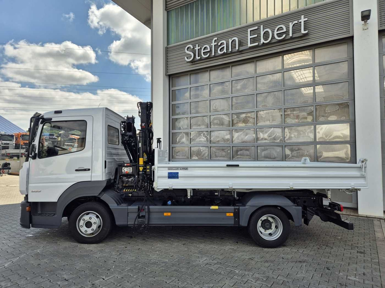 Mercedes-Benz Atego 823 KK Kipper+Kran+Funk+Greifersteuerung - Volquete furgoneta: foto 4 Mercedes-Benz Atego 823 KK Kipper+Kran+Funk+Greifersteuerung - Volquete furgoneta: foto 4