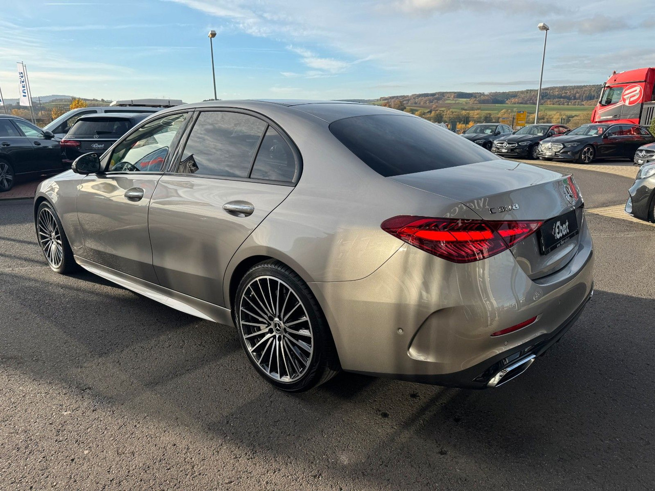 Mercedes-Benz C 300 AMG+Pano+Burmester+360+Digital+Memory - Sedan: foto 3 Mercedes-Benz C 300 AMG+Pano+Burmester+360+Digital+Memory - Sedan: foto 3