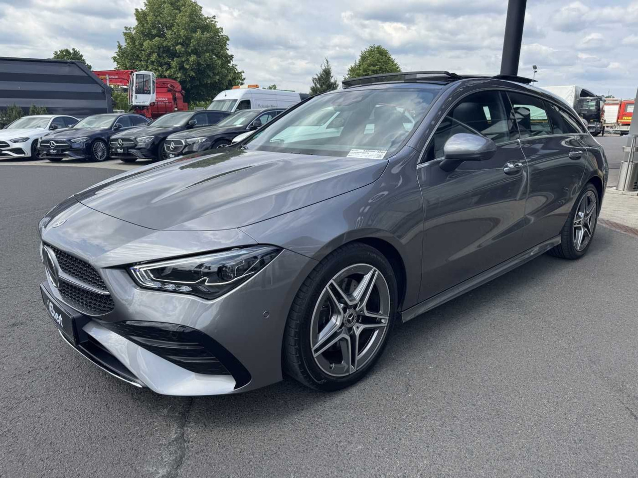Mercedes-Benz CLA 200 AMG+Pano+MultiBeam+DistrPro+HUD+360 - Coche: foto 2 Mercedes-Benz CLA 200 AMG+Pano+MultiBeam+DistrPro+HUD+360 - Coche: foto 2