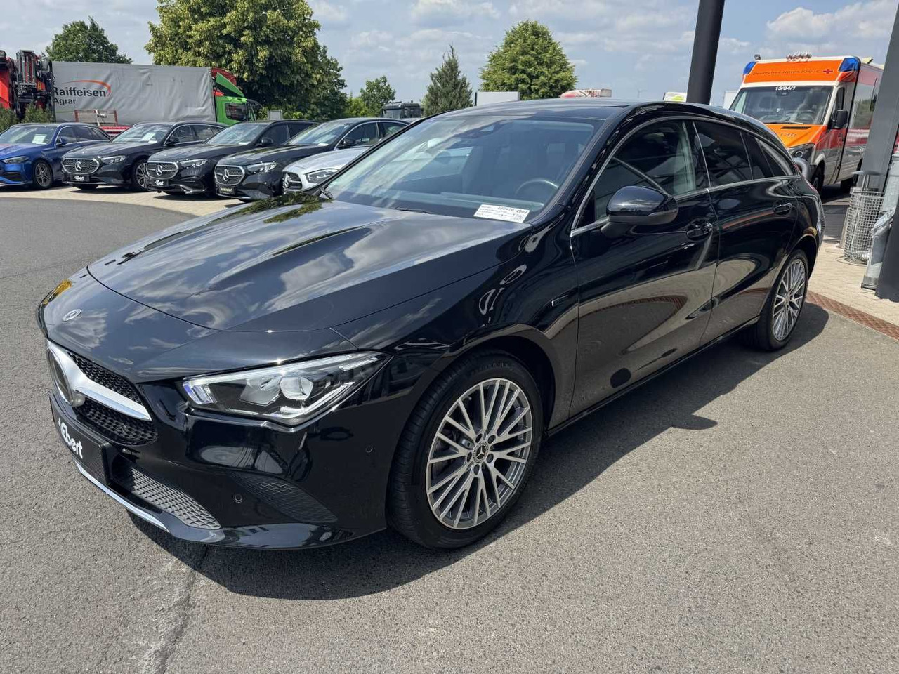 Mercedes-Benz CLA 250e Shooting Brake DistrPlus+RFK+Augment+LE - Coche: foto 2 Mercedes-Benz CLA 250e Shooting Brake DistrPlus+RFK+Augment+LE - Coche: foto 2