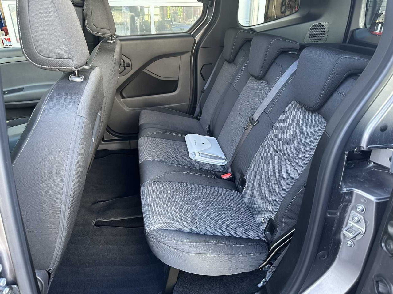 Coche Mercedes-Benz Citan 112 CDI Tourer Kamera MBUX LED Tempomat: foto 8