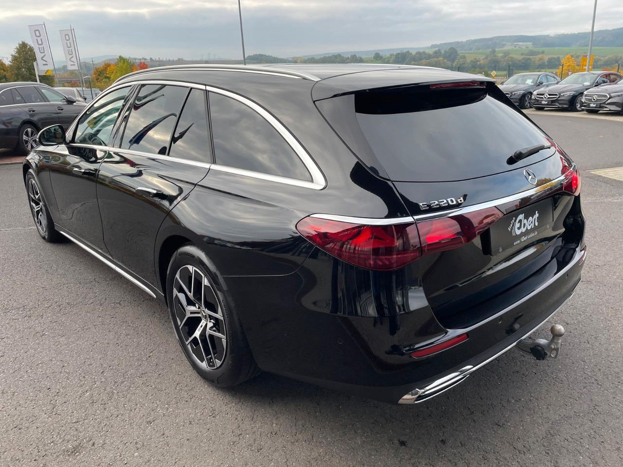 Mercedes-Benz E 220 d T Exclusive Nappa+AHK+360°+Burm+Sitzklim - Coche familiar: foto 3 Mercedes-Benz E 220 d T Exclusive Nappa+AHK+360°+Burm+Sitzklim - Coche familiar: foto 3
