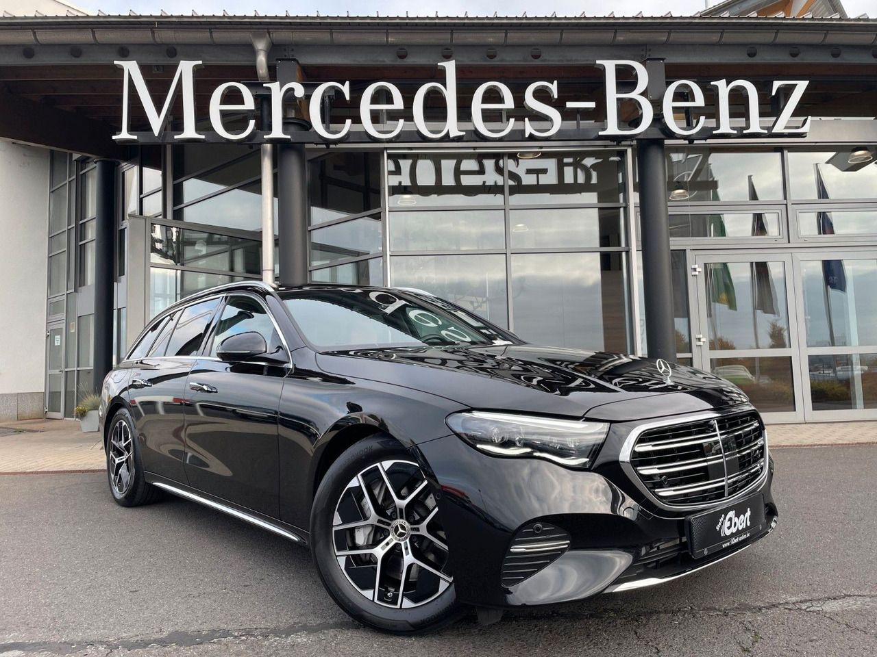 Mercedes-Benz E 220 d T Exclusive Nappa+AHK+360°+Burm+Sitzklim - Coche familiar: foto 1 Mercedes-Benz E 220 d T Exclusive Nappa+AHK+360°+Burm+Sitzklim - Coche familiar: foto 1