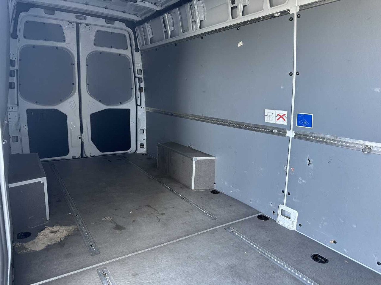 Furgón nuevo Mercedes-Benz Sprinter 315 CDI 4325 Klima Schwing 360 MBUX SHZ: foto 7