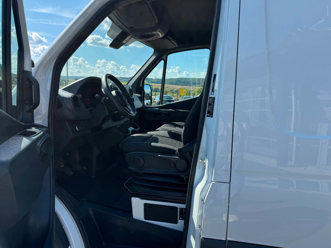 Furgón Mercedes-Benz Sprinter 317 CDI 4325 Klima 360 SHZ Schwing: foto 9