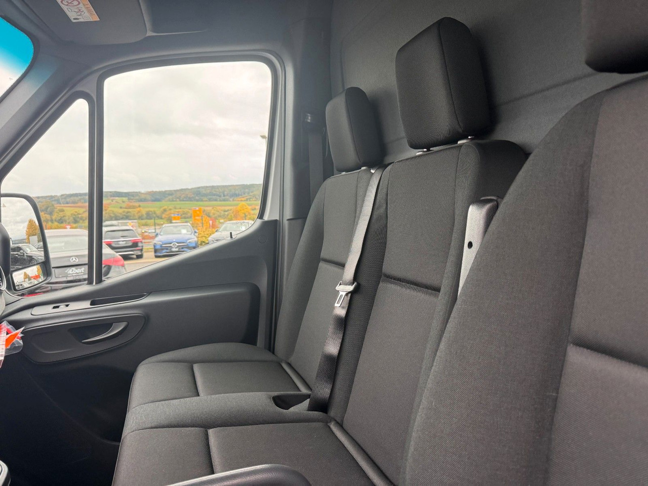 Leasing de  Mercedes-Benz Sprinter 317 CDI 4325 Koffer LBW Klima Kamera Mercedes-Benz Sprinter 317 CDI 4325 Koffer LBW Klima Kamera: foto 11 Leasing de  Mercedes-Benz Sprinter 317 CDI 4325 Koffer LBW Klima Kamera Mercedes-Benz Sprinter 317 CDI 4325 Koffer LBW Klima Kamera: foto 11
