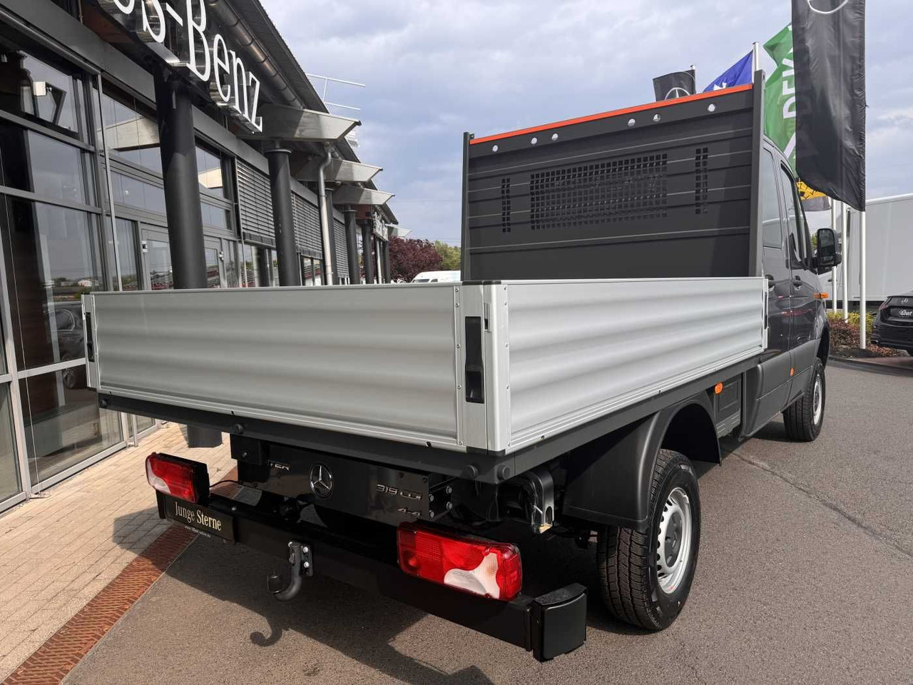 Mercedes-Benz Sprinter 319 CDI 4x4 DoKa AHK3,5 Klima Kamera - Furgoneta con caja de lona, Furgoneta combi: foto 4 Mercedes-Benz Sprinter 319 CDI 4x4 DoKa AHK3,5 Klima Kamera - Furgoneta con caja de lona, Furgoneta combi: foto 4