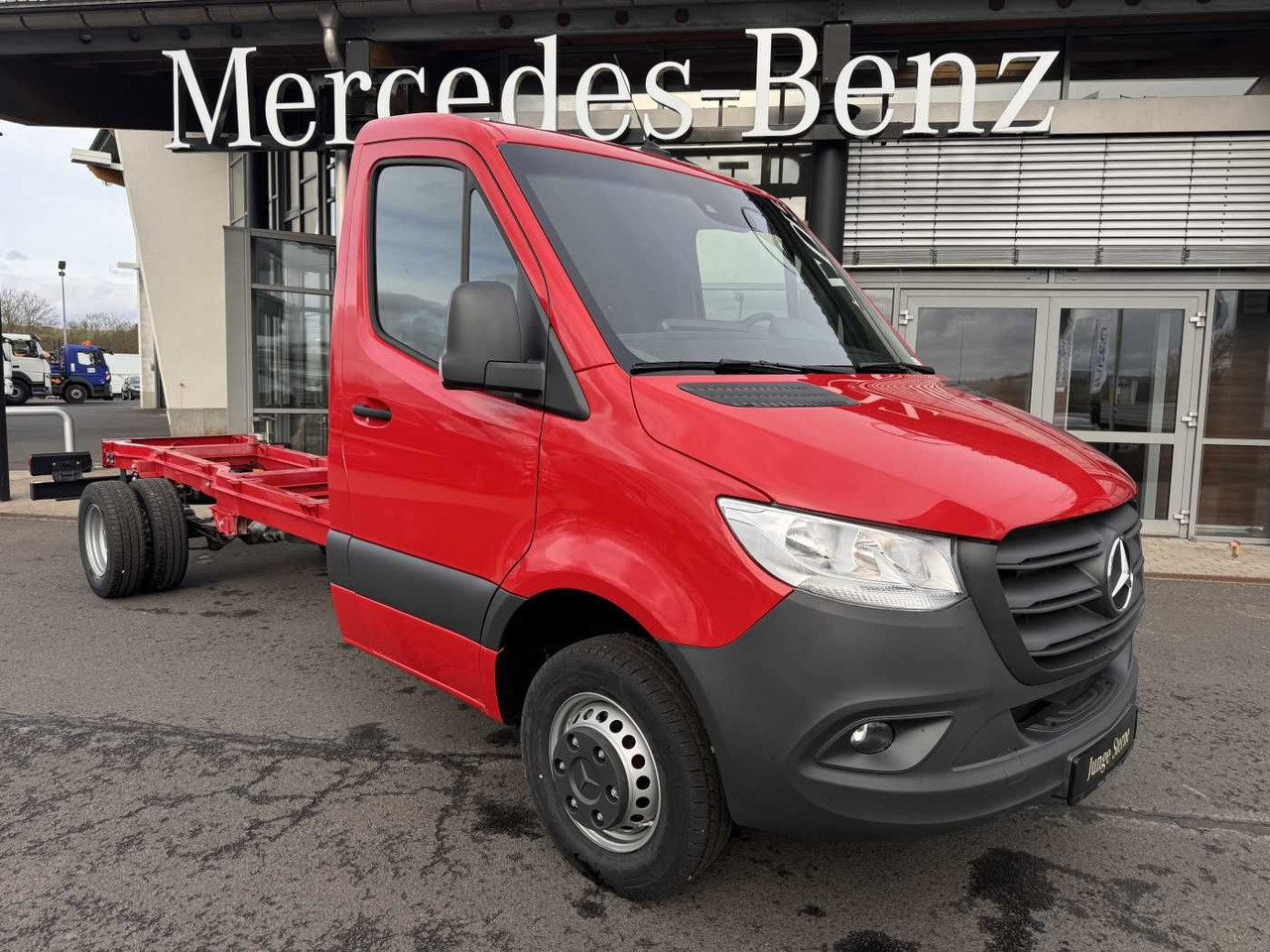 Mercedes-Benz Sprinter 517 CDI 4325 Fahrgestell AHK3,5 5.500kg - Camión chasis: foto 1 Mercedes-Benz Sprinter 517 CDI 4325 Fahrgestell AHK3,5 5.500kg - Camión chasis: foto 1