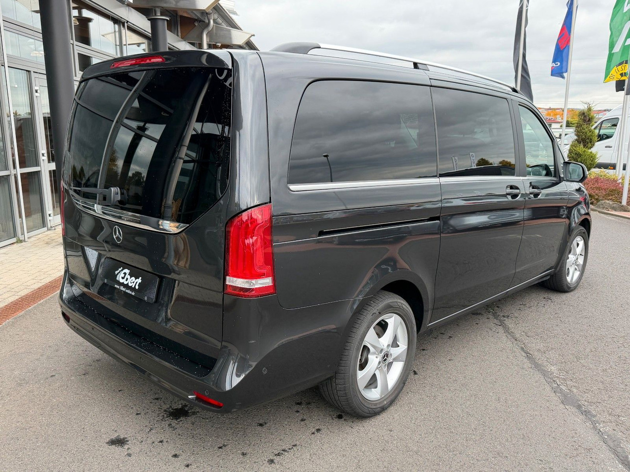 Mercedes-Benz V 250 AVANTGARDE ED AHK Tisch 6Sitze - Coche familiar: foto 4 Mercedes-Benz V 250 AVANTGARDE ED AHK Tisch 6Sitze - Coche familiar: foto 4