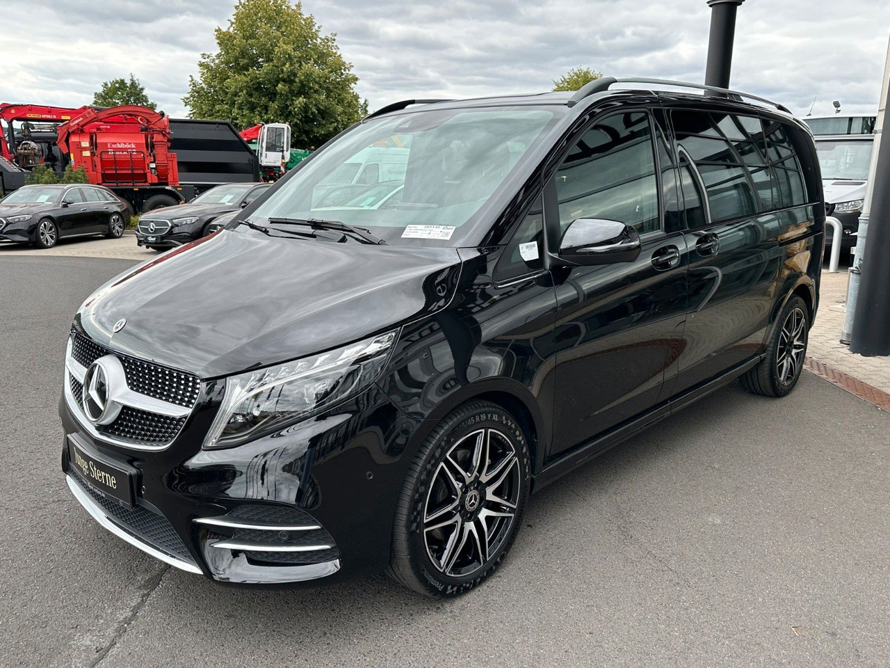 Mercedes-Benz V 250 d EDITION AMG Kompakt ILS elektr Türen - Furgoneta de pasajeros: foto 3 Mercedes-Benz V 250 d EDITION AMG Kompakt ILS elektr Türen - Furgoneta de pasajeros: foto 3